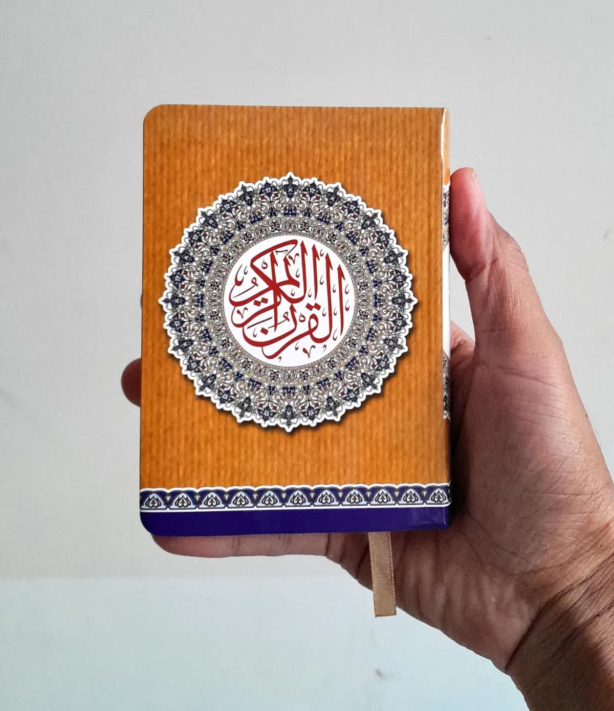 Jual Kitab Mushaf Al Quran Ukuran Saku 12*8 cm KARTUNI COVER KULIT | مصحف حفص 8*12 فني شاموا Impor Original di Toko Kitab Alresalah